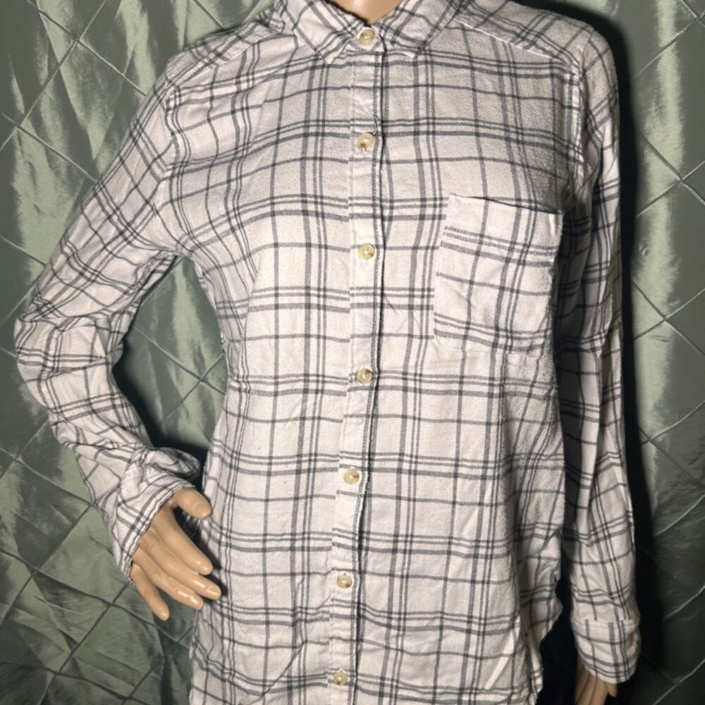 Hollister Women Small White Gray Plaid Boyfriend Fit Long Sleeved Button Down‎